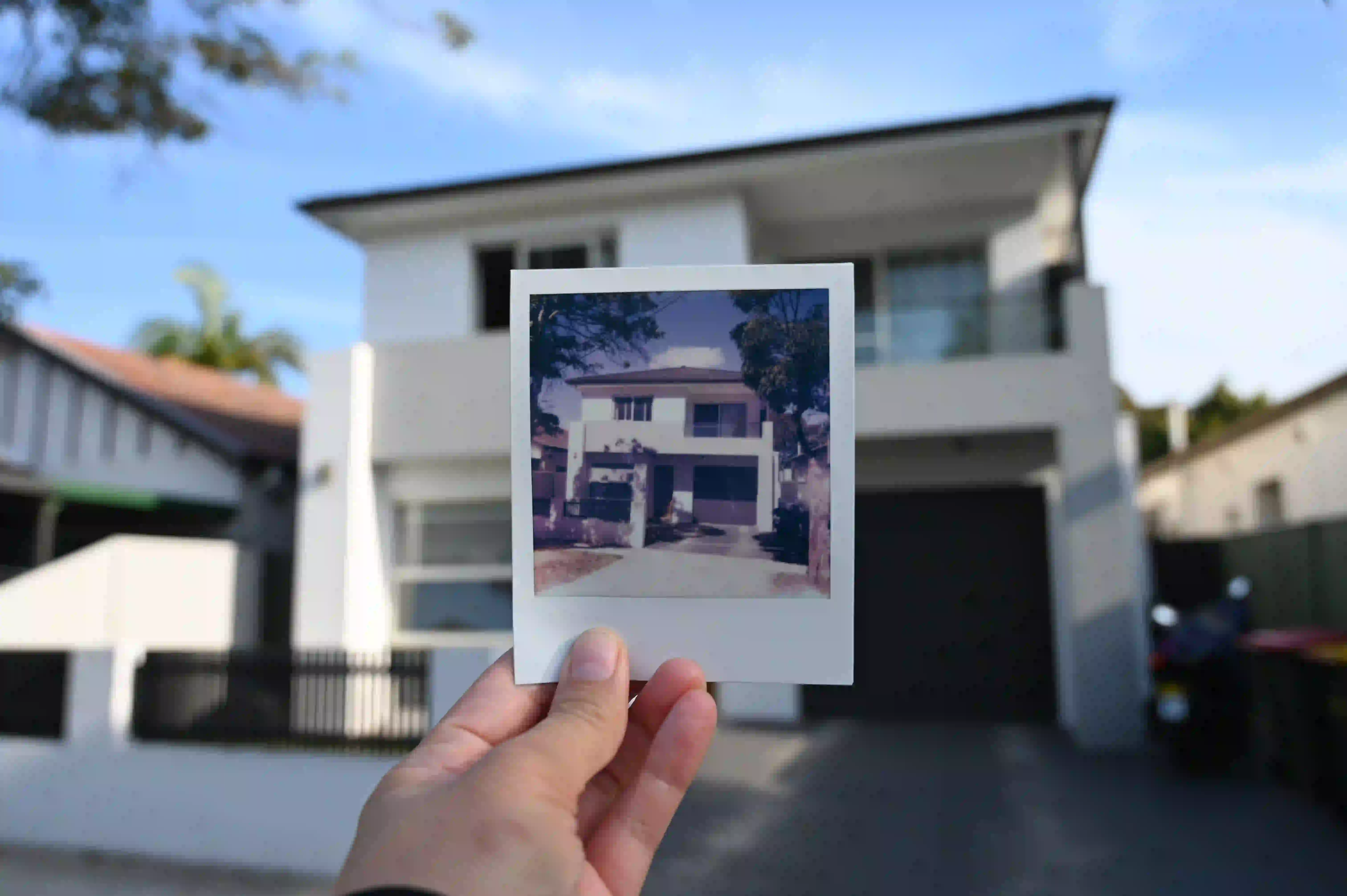 A white house.